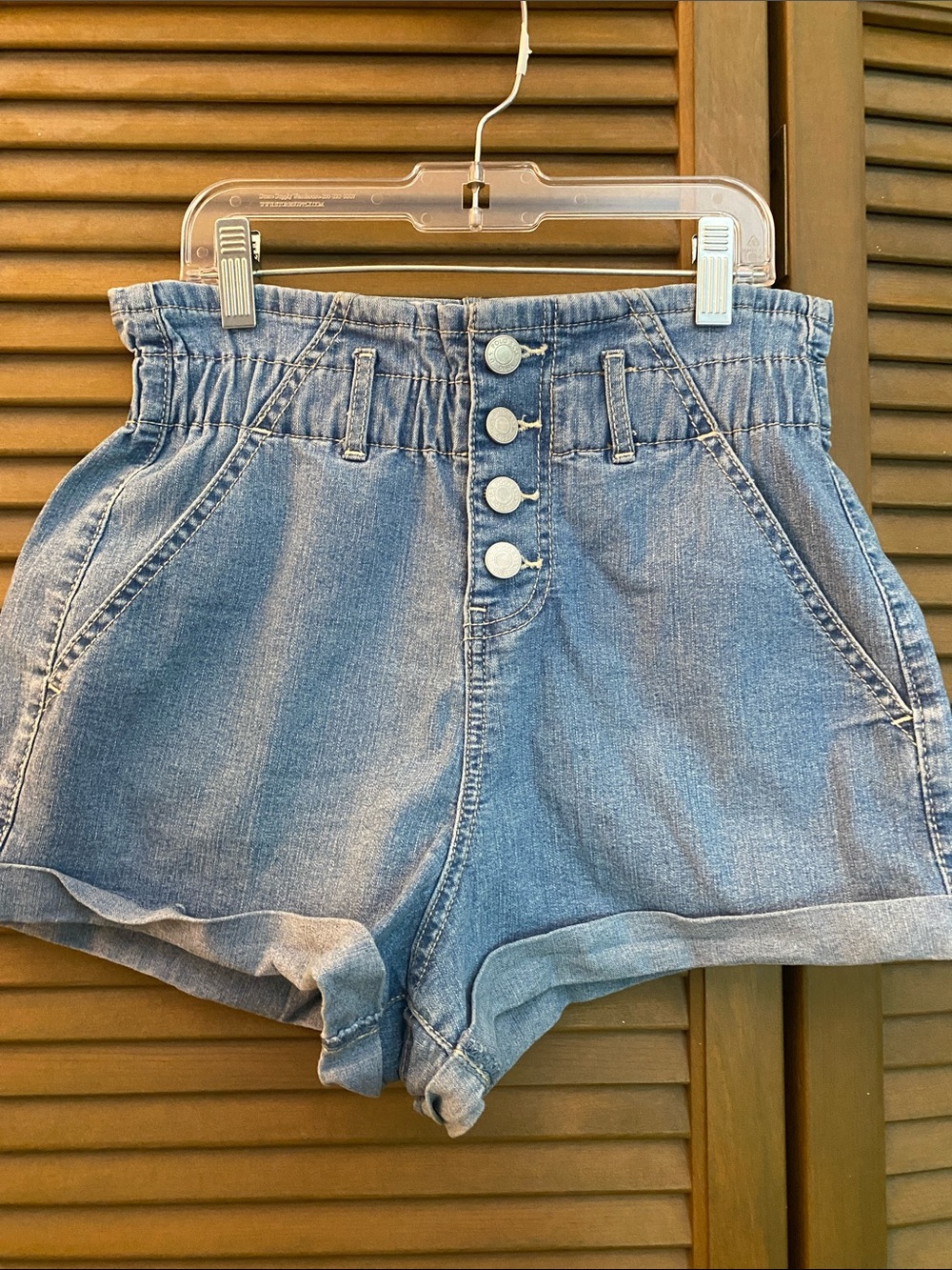 High-Waist Light Blue Denim Shorts with Button Front